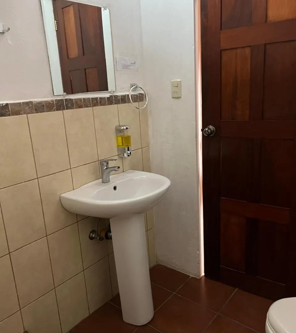 Neizan Hotel Antigua